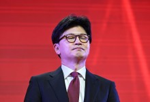 한동훈 "쿠데타 세력 자리보전 안 돼…친윤, 왜 끌려다니나"