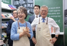 "문재인·박정민 뜬다" 소식에 반응 폭발…입장권 동났다 [현장+]