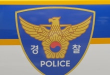 "집 앞 핏자국" 신고…'부모·형 살해 혐의' 둘째 아들 긴급체포