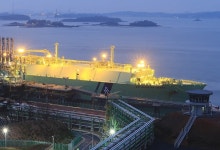 SK이노베이션 5조 LNG 유동화…메리츠, KKR 제치고 우협 선정