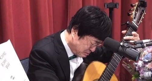 Emotional Farewell: Kim Changwan Leaves Radio After 23 Years