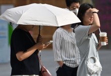 전국서 폭염특보…체감온도 35도 안팎 무더위 계속