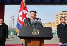 김정은 “핵역량 가속적 강화…군사적 균형보장 대응책 강구”