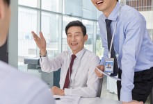 “자네 아직도 예금에만 돈 넣나” 퇴직연금 수익률 10% 넘는 부장님, 나랑 뭐가 다를까 [예은이]