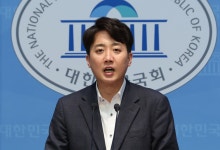 민주당 “이준석 ‘탄핵 중독’ 프레임, 억지스럽고 황당”