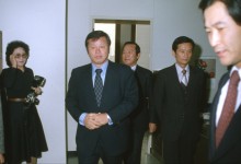 “정치 불안에 경제까지 망가지면 안돼”…SK 최종현 선대회장 혜안 ‘선경실록’ 복원
