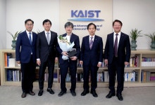 김진수 KAIST 교수, 34억 상당 툴젠 주식 쾌척