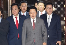 장동혁 “특검 고발하겠다…위법한 압수수색 영장 집행 확신”