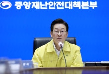 李대통령 국정 지지율 53.5%…민주 47.2%·국힘 35.9%-리얼미터