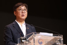 최휘영, 제주 찾아 ‘문화의 달’ 기념식…현장 의견 청취