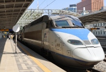KTX 유리창 파손 5년 새 최다…한 장당 수리비 400만원