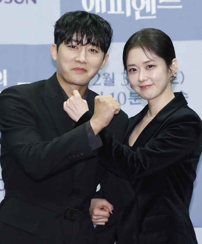 '나의 해피엔드' <b>장나라</b>X<b>손호준</b> "'고백부부' 이어 재회…한 번 더 하고파"
