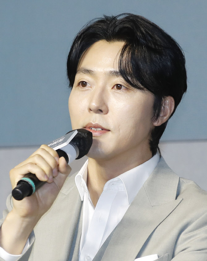 '<b>하이드</b>' <b>이무생</b> "<b>이보영</b> 비밀? 먹는 거 좋아하고 맛집 잘 알아"