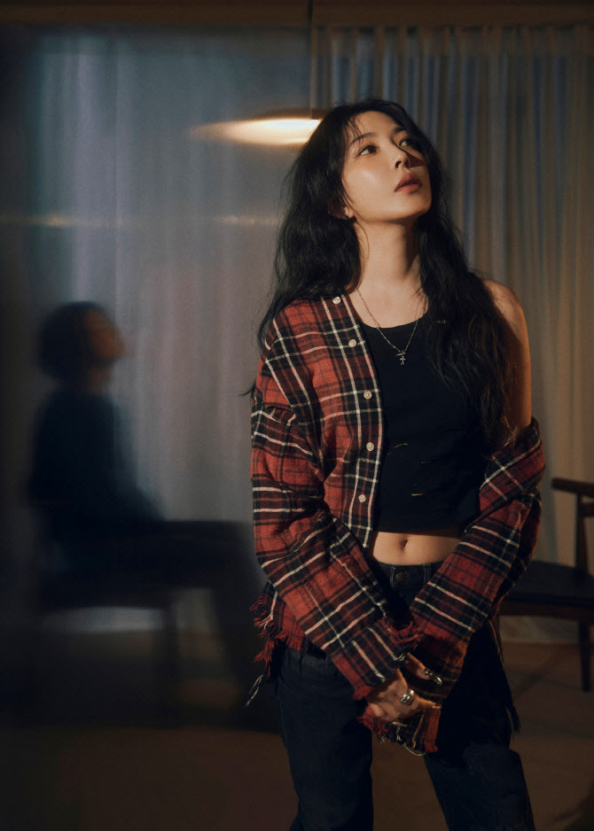 "<b>계약 끝나면</b>"…<b>보아</b>, 은퇴 암시에 팬들 비상