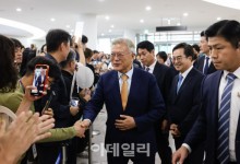 김동연 만난 문재인 "경기도 방향 바로 잡으면 대한민국 선도"(종합)