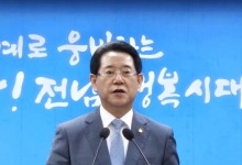 김영록 전남지사 “윤석열 탄핵, 국민의 승리”