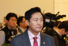 오세훈 “국민께 사죄…사회·경제적 안정 시급”[尹 탄핵소추]