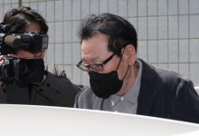 `尹 부부 커넥션` 중심에 선 `건진법사' 전성배, 오늘 2차 공판