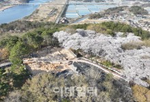부여 부소산성 군창지 동편서 대규모 성토대지·건물지 확인