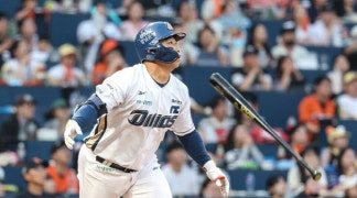 '오영수 만루홈런-한석현 멀티홈런' NC, 창원 홈경기 시즌 첫 승