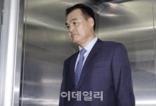 해병특검, '수사 결과 이첩 보류' 수사 주력…국방장관 참모 등 소환
