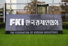 韓, 여성고용률 61%…“20년간 OECD 하위권”