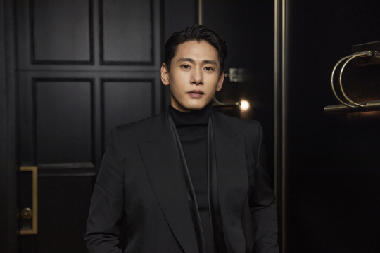 <b>유태오</b>, 美 <b>넷플릭스</b> ‘더 리크루트2’ 주연 발탁