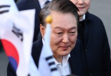 구속취소 尹, 탄핵 심판 선고 일자는?...법조계 “14일 유력”