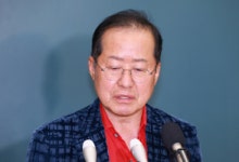 홍준표, ‘美 조지아 사태’에 “이런 대접 모욕이고 수치”…‘자체 핵무장’ 주장