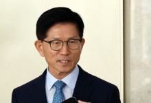 김문수 노동부 장관 후보자 이번에는 “박근혜 탄핵 부당하다 생각”