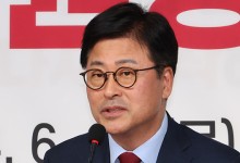 與 김종혁 “실체 없는 얘기를”…이재명의 ‘독도 지우기’ 조사 지시 비판