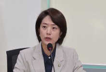 고민정 “평산책방 피습, 정황상 文 노린 것으로 보여… 조사 더 필요”