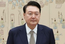 尹대통령 지지율 20%…취임 후 최저
