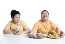 결혼 후 살찌는 남성들…원인은 아내 탓?