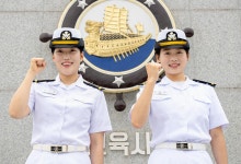 연평해전 영웅 딸 조시은 소위 “아버지 뒤이어 해양수호 임무 완수”