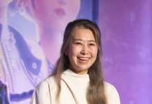 매기 강 감독 “‘케데헌’은 수치심의 이야기…후속작엔 트로트 담고파”