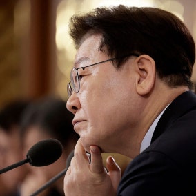 李 높은 지지율에도… 정권 지원 vs 견제 오차범위