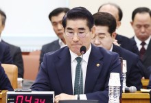 ‘내란 기소’ 김용현, 군인연금도 수령…“이번 달부터 정상 지급”