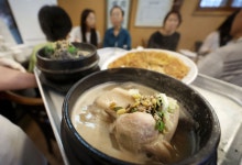 폭염에 7월 서울 냉면·삼계탕값 올라...삼계탕 한 그릇에 1만8000원 눈앞