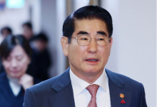 김용현 새 변호인단 “내란 수사가 ‘내란’...수사 정당성 없어”