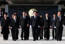 이재명, 연임 첫날 “尹 폭주 저지…제일 중요한 과제는 민생 지원금”