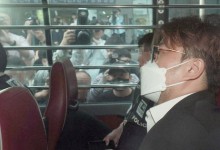김호중, 모든 혐의 인정…정장 입고 딱 한순간 입 열었다