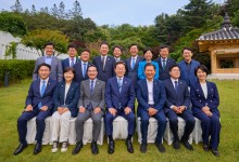 李대통령, 만찬 뒤 "책임감·사명감 다시 확인…원팀으로 나아갈 것"