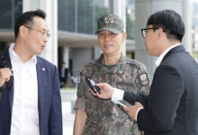 내란특검, '무인기 의혹' 김용대 변호인 참여중단…"군사비밀 유출"