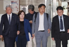 "비대위원장에 조국" "제3자가 낫다"…길 잃은 조국혁신당