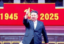 北 역대 최대 규모 열병식 준비 정황...김정은은 탈고립 외교행보도
