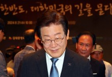 이재명 코로나19 확진…25일 대표 회담·양산 방문 연기