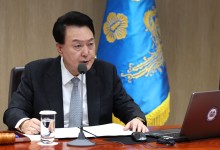 윤 대통령 “러-북 군사야합, 안보 위협…단계별 조치 취할 것”