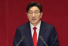 권성동 “헌정질서 파괴자는 이재명 세력”…분권형 개헌, 추경 제안