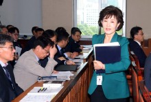 진화위 노조 “박선영, 극우 유튜브 수준 5·18 망언…물러나라”